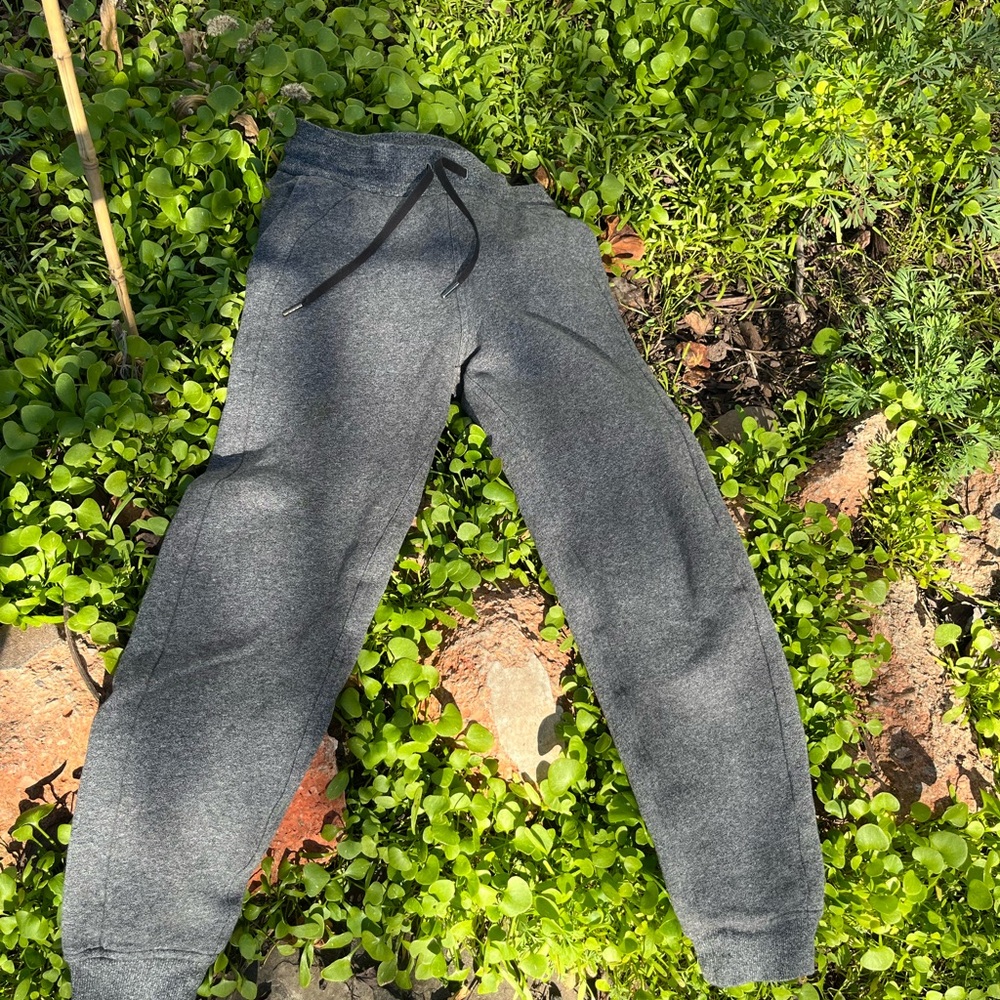 Lemon high-rise scuba joggers-size 4 full length